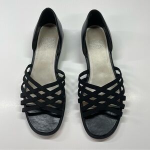 Mootsies Tootsies Women's Black Strappy‎ Open Toe Flats Sandals Size 8.5